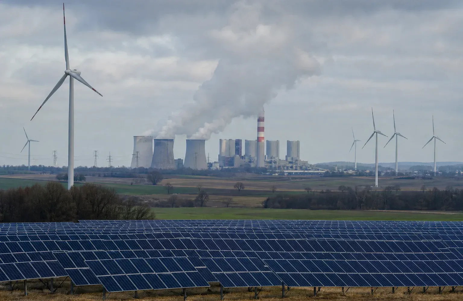 Miks energetyczny Polski: z czego i za ile mamy prąd